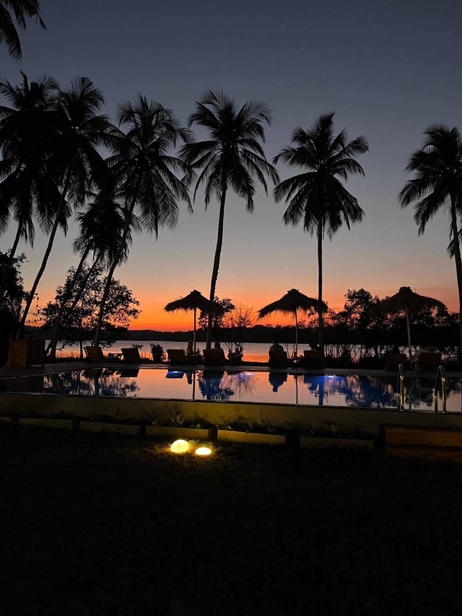Hotel Simply Peace Tangalle Exterior foto
